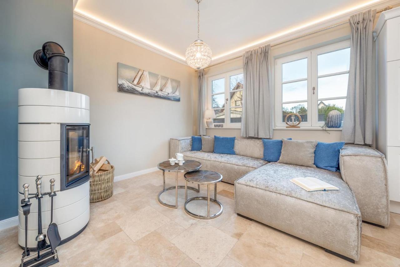 Traumhaus Unter Reet Apartment ซิงสท์ ภายนอก รูปภาพ
