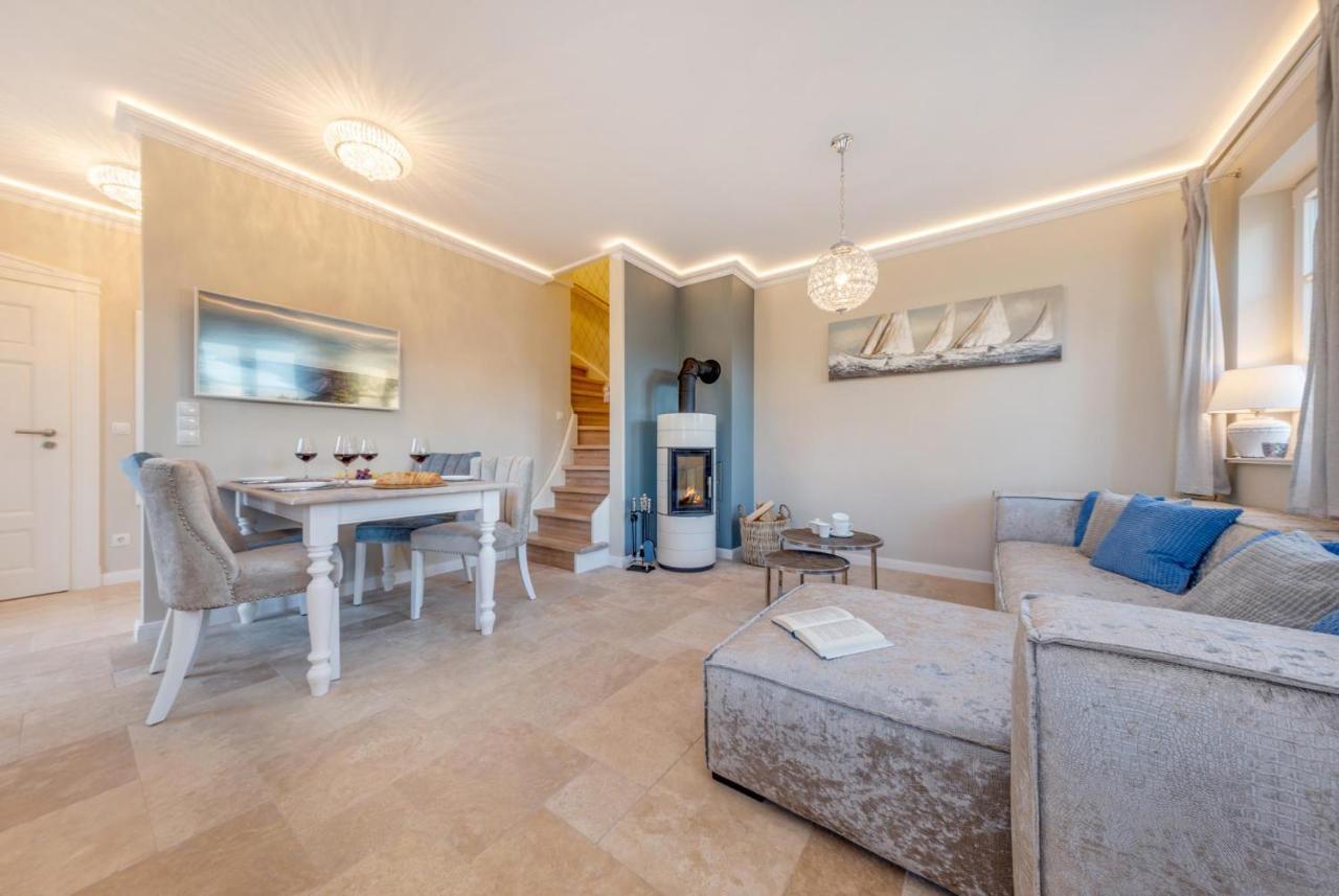 Traumhaus Unter Reet Apartment ซิงสท์ ภายนอก รูปภาพ