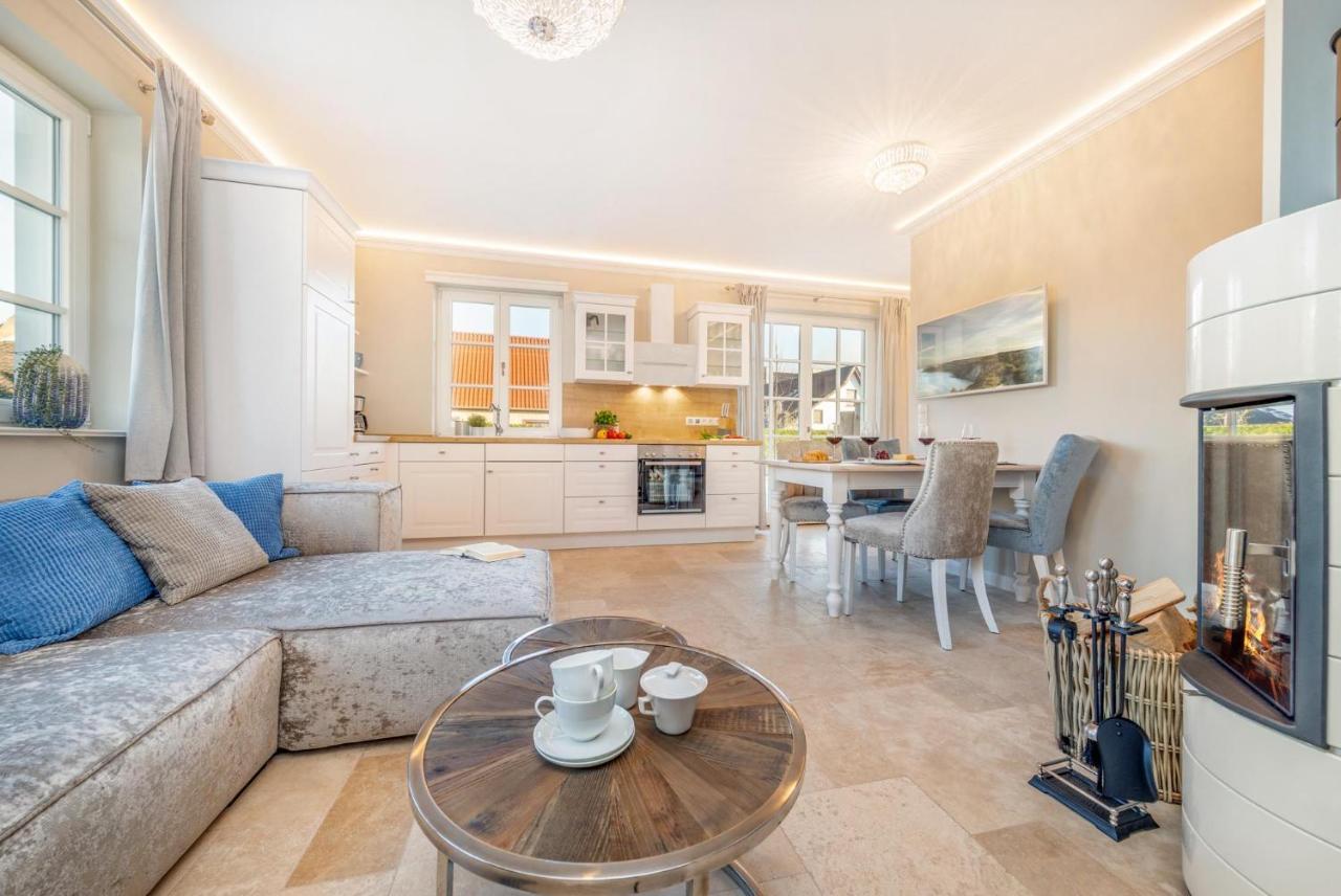 Traumhaus Unter Reet Apartment ซิงสท์ ภายนอก รูปภาพ
